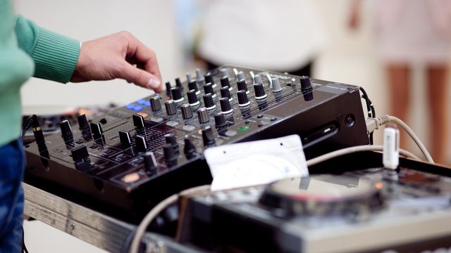 Kiralık Mikser Hoparlör